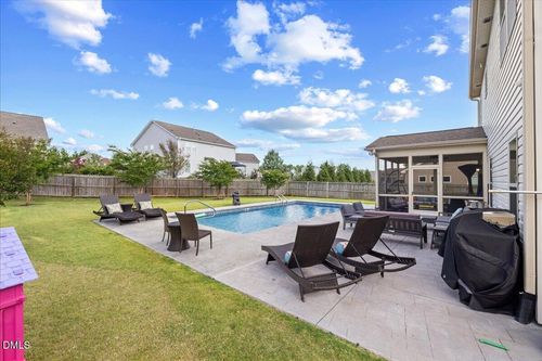 1205 Windrose Dr, Fuquay Varina, NC, 27526-5717 | Card Image