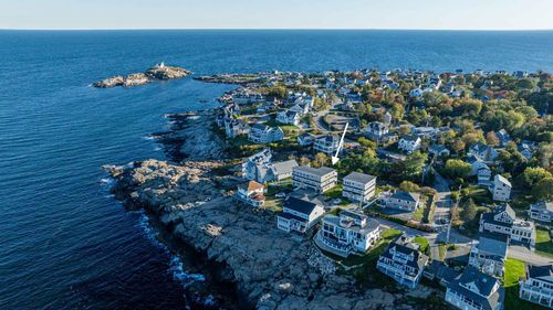7 Nubble Point, York, ME, 03909 | Card Image