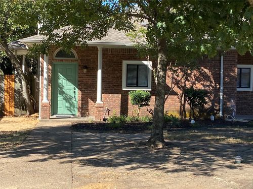 109 Misty Ct, Waxahachie, TX, 75165-1350 | Card Image