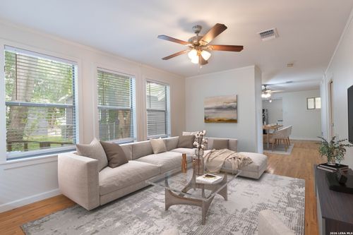 122 Annie, San Antonio, TX, 78212-2423 | Card Image