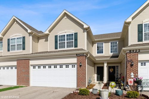 8420 Stillwater Rd, Wonder Lake, IL, 60097-8920 | Card Image