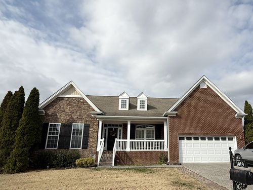 1019 Queens Pl, Spring Hill, TN, 37174-2869 | Card Image
