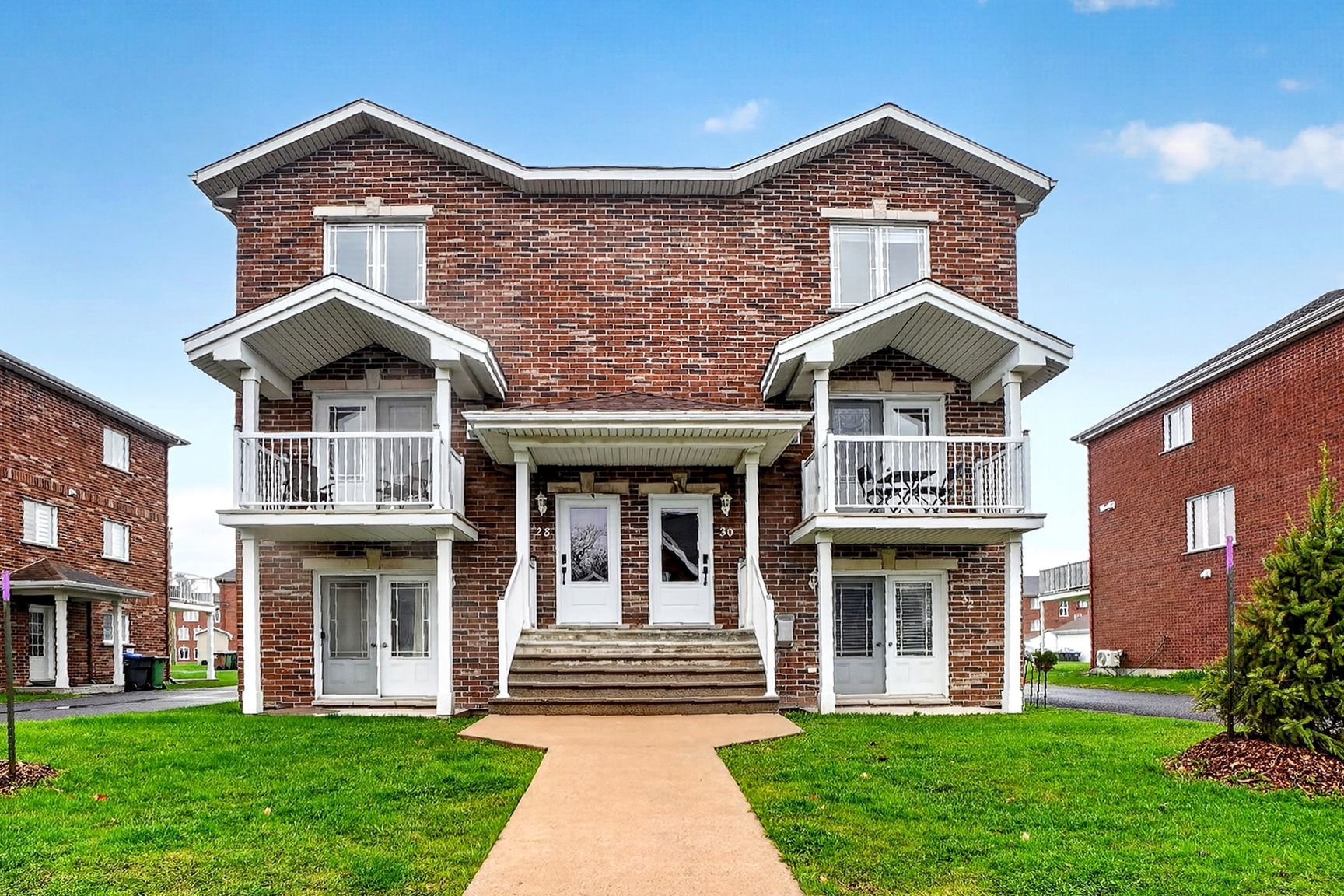Residential in Saint-Jean-sur-Richelieu 2