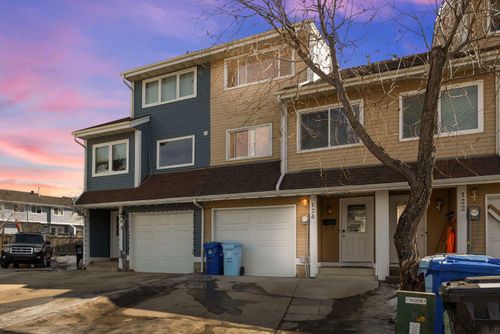 124 Wallace Pl, Fort Mcmurray, AB, T9H4P9 | Card Image