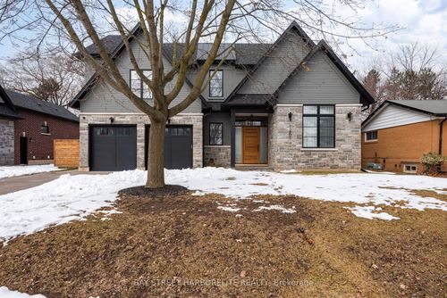 1261 Pinegrove Rd, Oakville, ON, L6L2W8 | Card Image