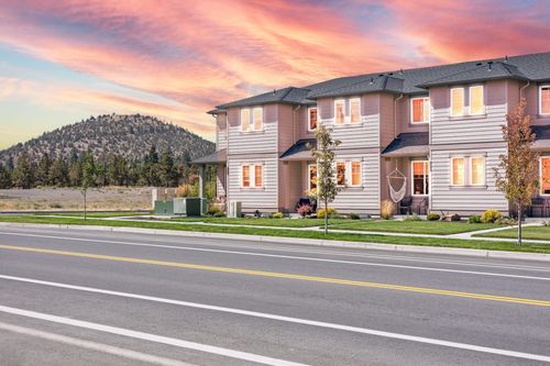 2523 Ne Purcell Blvd, Bend, OR, 97701-6085 | Card Image