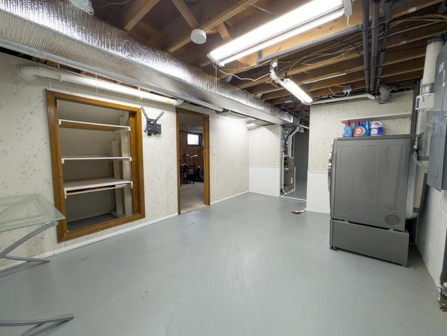 Laundry Room 1 | Image 24