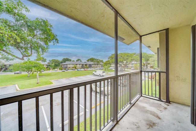 APT-211 - 677 Trace Cir, Condo with 2 bedrooms, 2 bathrooms and null parking in Deerfield Beach FL | Image 30
