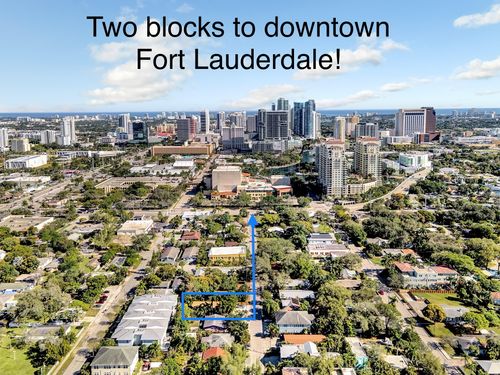 813 Middle St, Fort Lauderdale, FL, 33312-7102 | Card Image