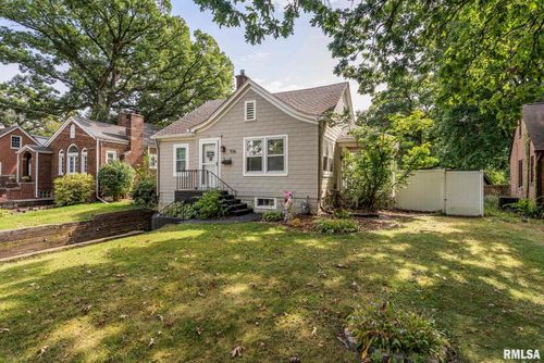 1136 20th Ave, East Moline, IL, 61244-2237 | Card Image