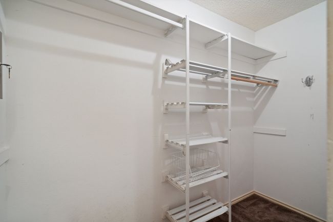 710 Cimarron Trl, House other with 3 bedrooms, 2 bathrooms and null parking in Irving TX | Image 16