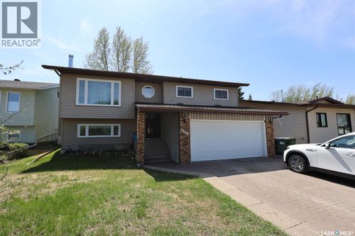 1699 Allbright Cres, Prince Albert, SK, S6V7C3 | Card Image
