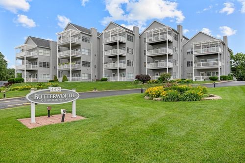 202-4412 River Dr, Moline, IL, 61265-1774 | Card Image