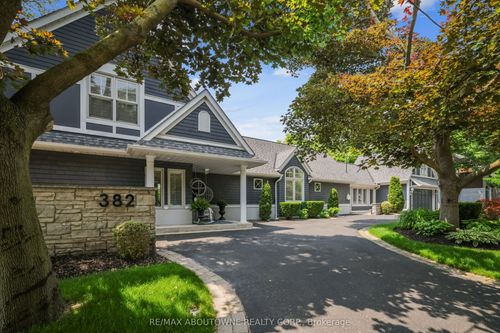 382 Trafalgar Rd, Oakville, ON, L6J3H5 | Card Image