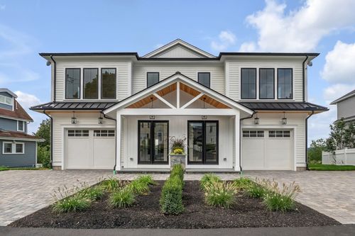20-20 Crescent Rd, Needham, MA, 02494-1436 | Card Image