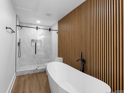 3-148 Terrell Rd, Alamo Heights, TX, 78209-6233 | Card Image