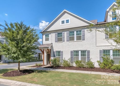 111 Cranford Dr, Pineville, NC, 28134-8453 | Card Image