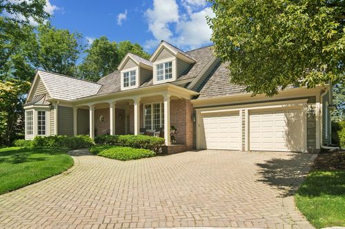 672 S Balmoral Ct, Lake Forest, IL, 60045-4842 | Card Image