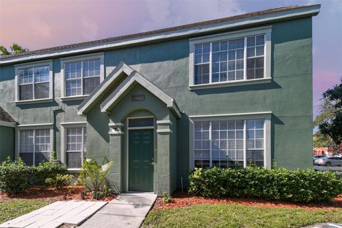 10462 White Lake Ct, TAMPA, FL, 33626-1938 | Card Image