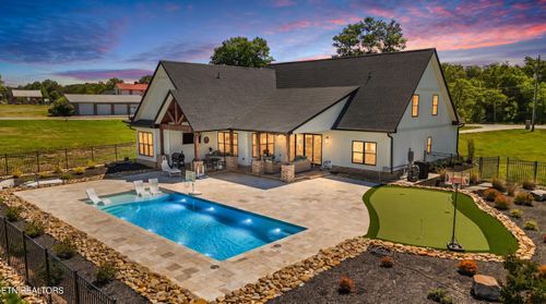 8233 Tazewell Pike, Corryton, TN, 37721-2939 | Card Image