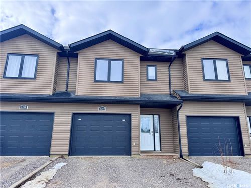 3-360 Studer St, La Ronge, SK, S0J1L0 | Card Image