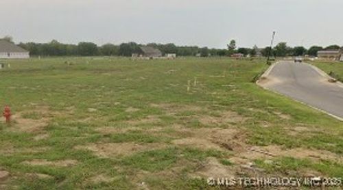 10815 S 278th East Ave, Coweta, OK, 74429-3017 | Card Image