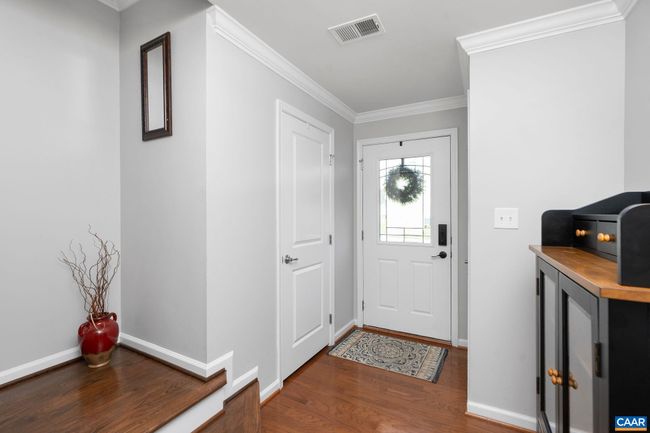2014 Bethpage Ct, House attached with 4 bedrooms, 4 bathrooms and null parking in CHARLOTTESVILLE VA | Image 4