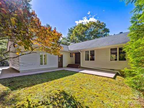 50 Timberlane Cir, Pisgah Forest, NC, 28768-9550 | Card Image