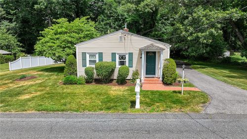 71 Roland St, Cumberland, RI, 02864-5515 | Card Image