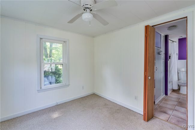 down stairs bedroom | Image 37