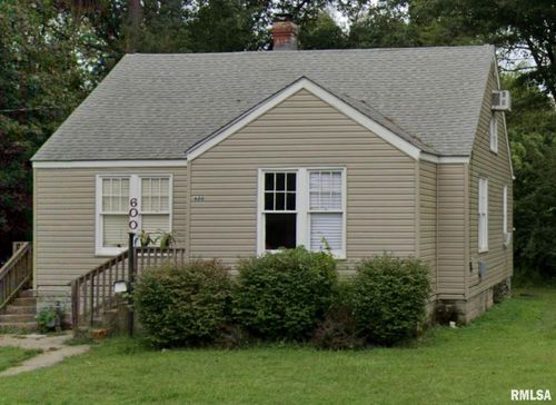 600 N Oakland Ave, Carbondale, IL, 62901-1330 | Card Image