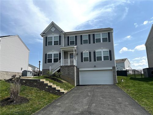 226 Horse Shoe Dr, Clinton, PA, 15026-1766 | Card Image