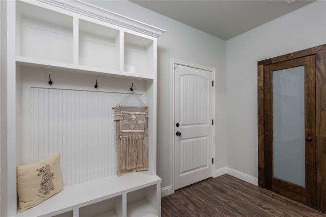 1033 Tex Ln, House other with 4 bedrooms, 2 bathrooms and null parking in Springtown TX | Image 11