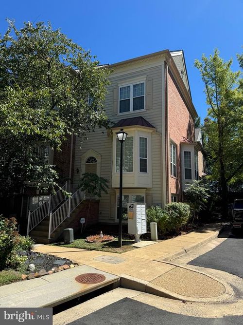 6012 Ricketts Walk, ALEXANDRIA, VA, 22312-2771 | Card Image