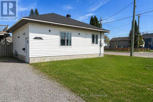 364 Craig St, Timmins, ON, P4N4A8 | Card Image