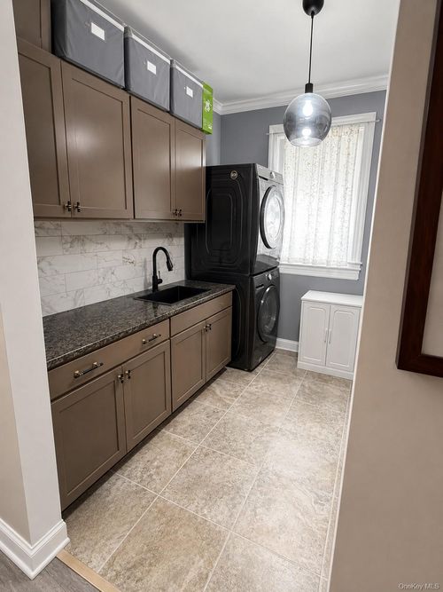 53-522 W 151st Street, New York, NY, 10031 | Card Image