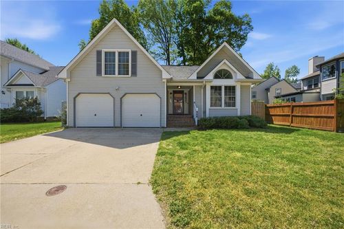 808 Hamder Way, Newport News, VA, 23602-9605 | Card Image
