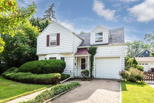 303 Wesley Ave, Ann Arbor, MI, 48103-3731 | Card Image