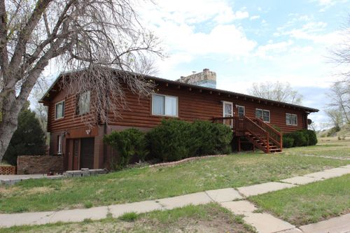 1004 F St, Edgemont, SD, 57735-3214 | Card Image