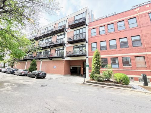 409-2012 W Saint Paul Ave, Chicago, IL, 60647-5573 | Card Image