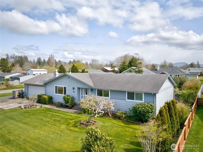 Well maintained home located by the Ilwaco Airport in Vandalia. A quiet little bedroom community outside Ilwaco. This 3-bedroom 2-bath home has an attached apartment or ADU with 2- Bedrooms and a Full Bath. Perfect for renting or communal living. | Image 7