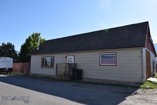 2200 Elm St, Butte, MT, 59701-4908 | Card Image