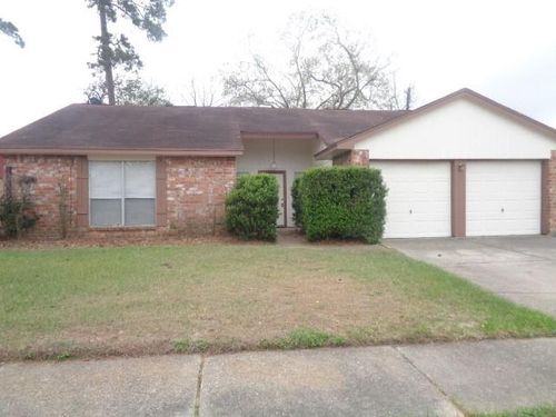 8402 Lone Bridge Ln, Humble, TX, 77338-1723 | Card Image
