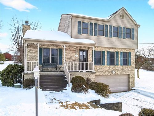 112 Circle Dr, Irwin, PA, 15642-4572 | Card Image