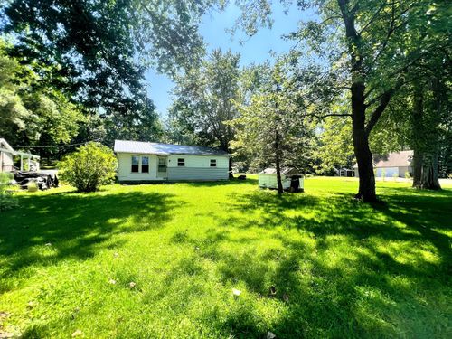 3122 W 1st Dr, Albion, IN, 46701-9552 | Card Image