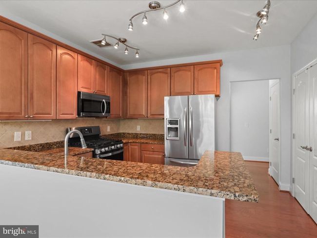 UNIT-407 - 9204 Charleston Dr, Condo with 3 bedrooms, 2 bathrooms and null parking in MANASSAS VA | Image 17