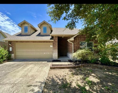 155 Birdwell Ln, Buda, TX, 78610-5131 | Card Image