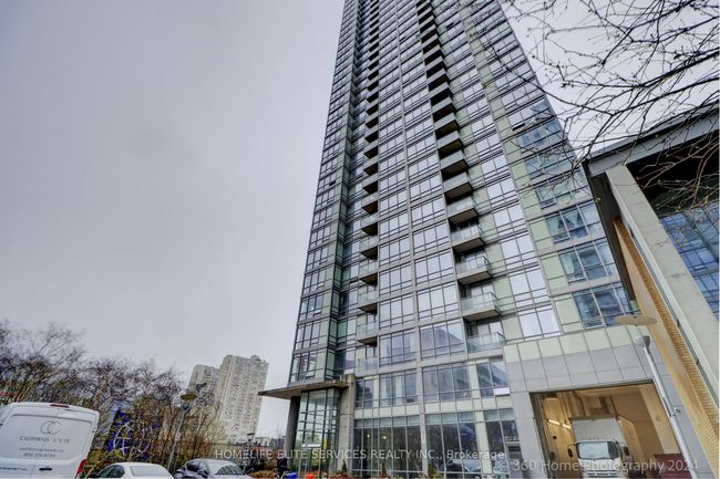 703 - 5 Mariner Terr, Condo with 3 bedrooms, 2 bathrooms and 1 parking in Toronto ON | Image 24