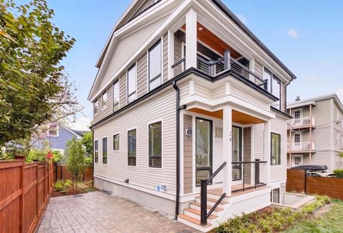 24 Newell St, Cambridge, MA, 02140-2631 | Card Image