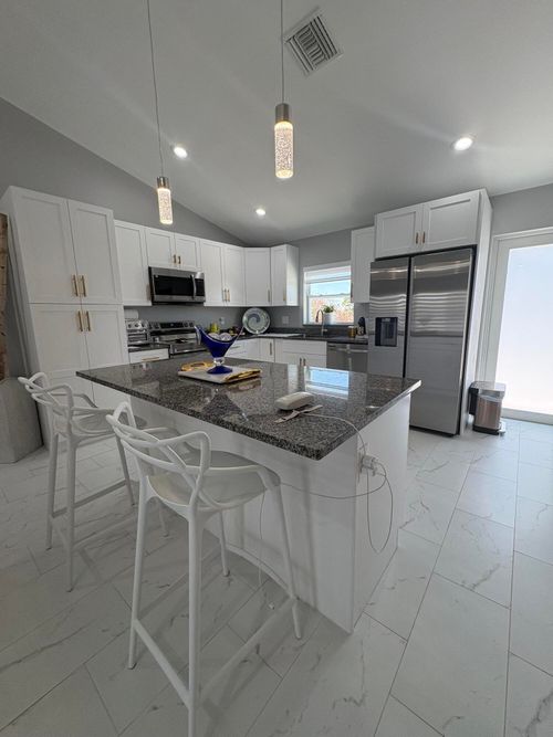 9019 S Castle Cir, Labelle, FL, 33935-8421 | Card Image